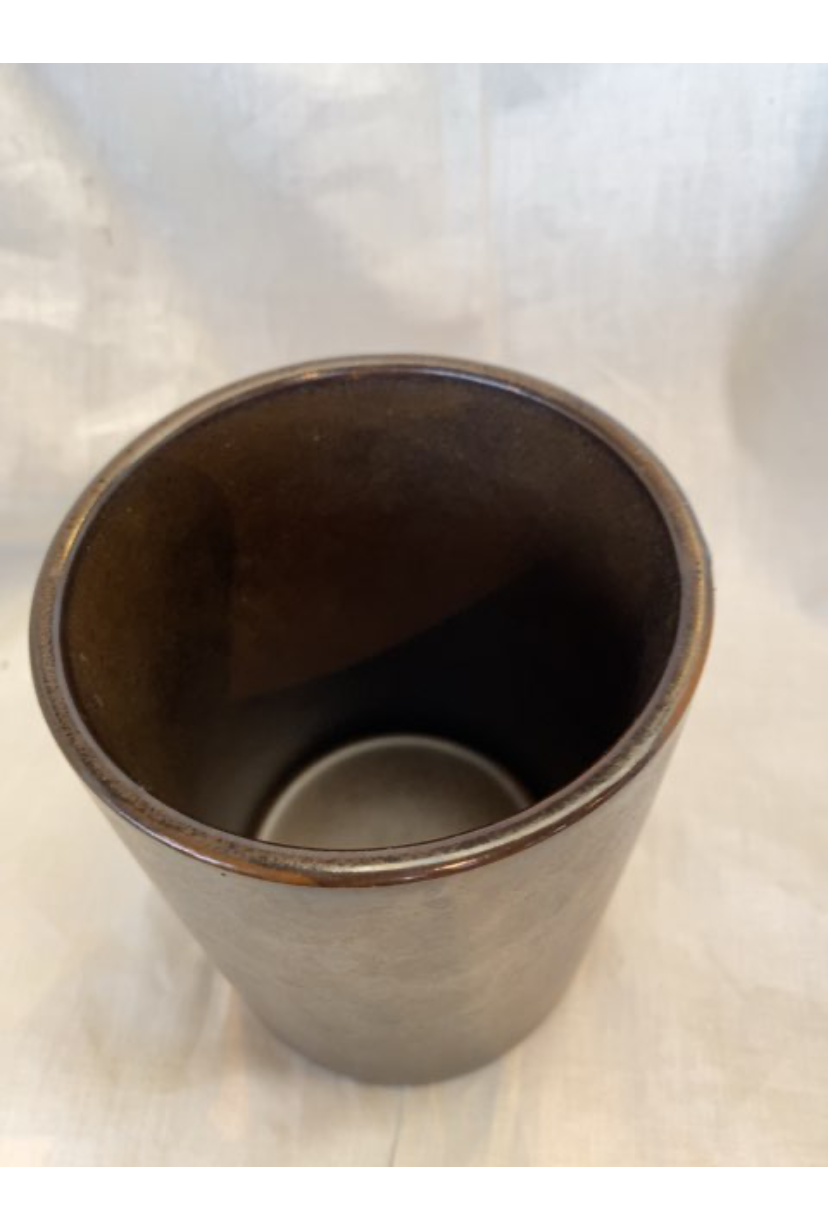 Raw vase